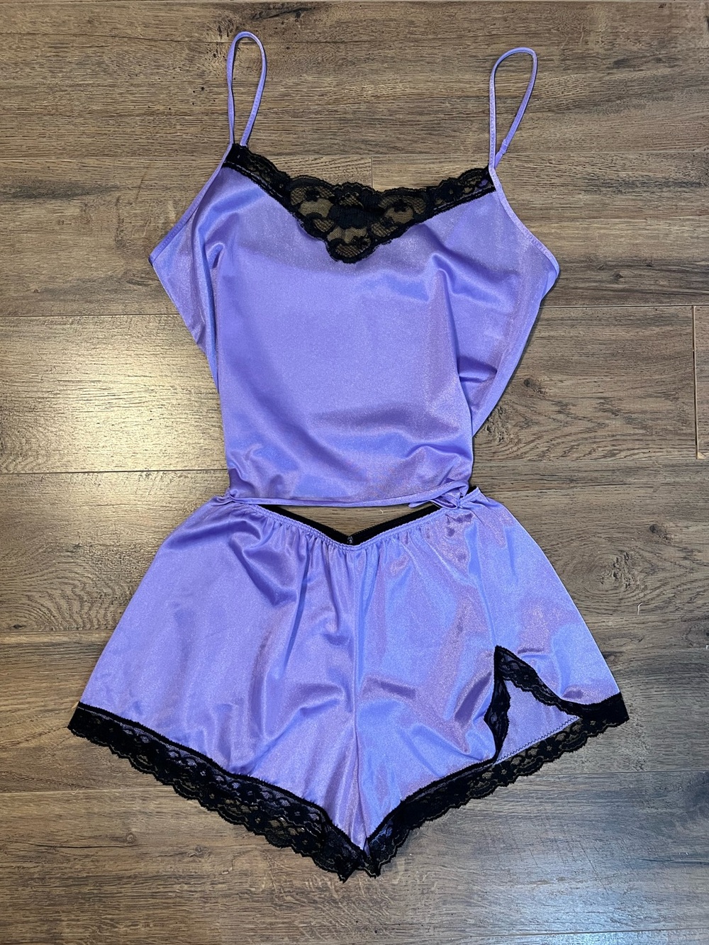 VNTG 90s Petra Fashions Purple Lace Cami Lingerie Sleep Set Made in the‎ USA